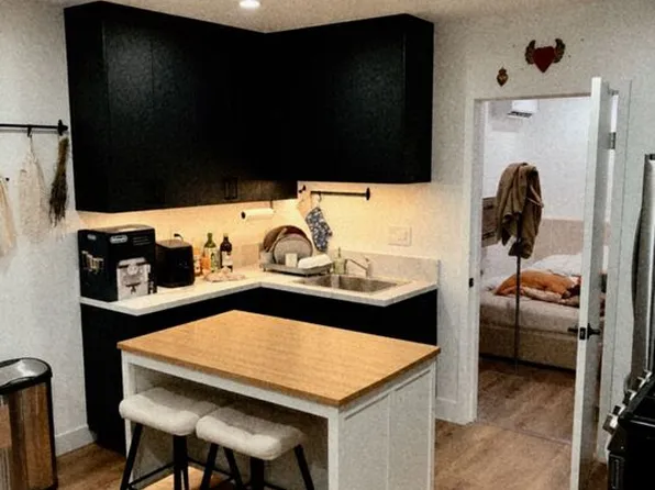 14123 1/2 Califa St #1/2, Van Nuys, CA 91401