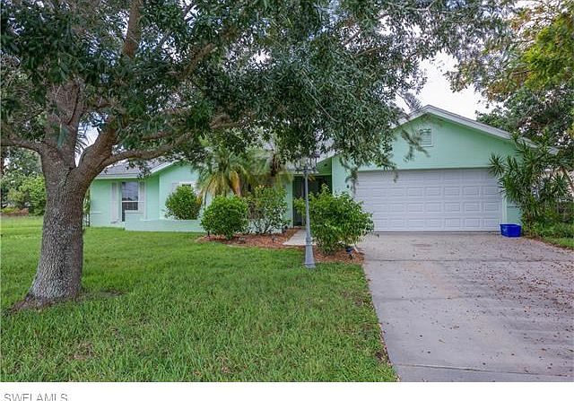 1st image of 929 SE 21st Ave