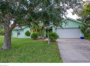 929 SE 21st Ave, Cape Coral, FL 33990