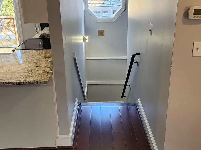 10725 River Rd #A — Photo 11