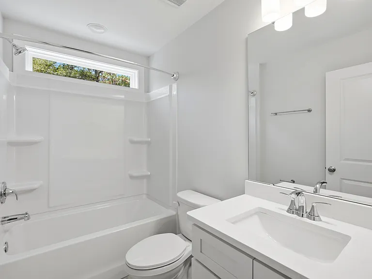 2nd Floor Hall Bathroom