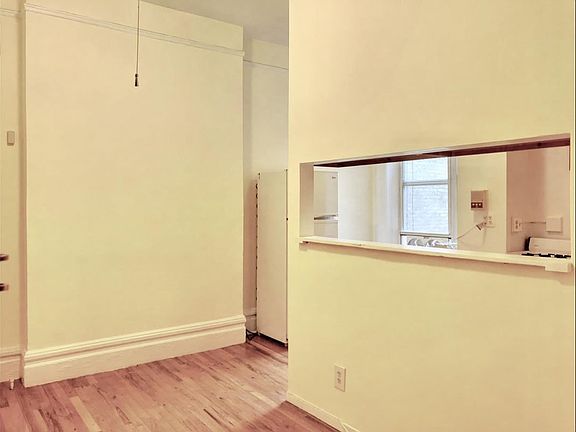2nd image of 239 W 100th St APT 4R