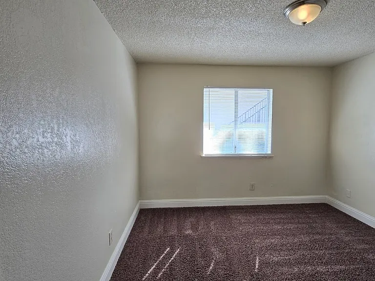 1414 W Clinton Ave #104 — Photo 8