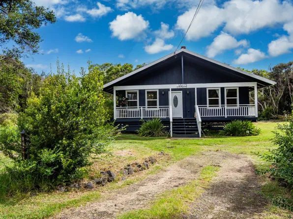 99-7731 W Kaohelo Pl, Volcano, HI 96785