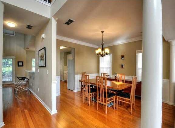 4th image of 4552 Chelton Ct SE