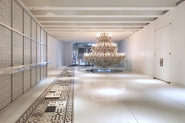 Rented by Compass | media 28