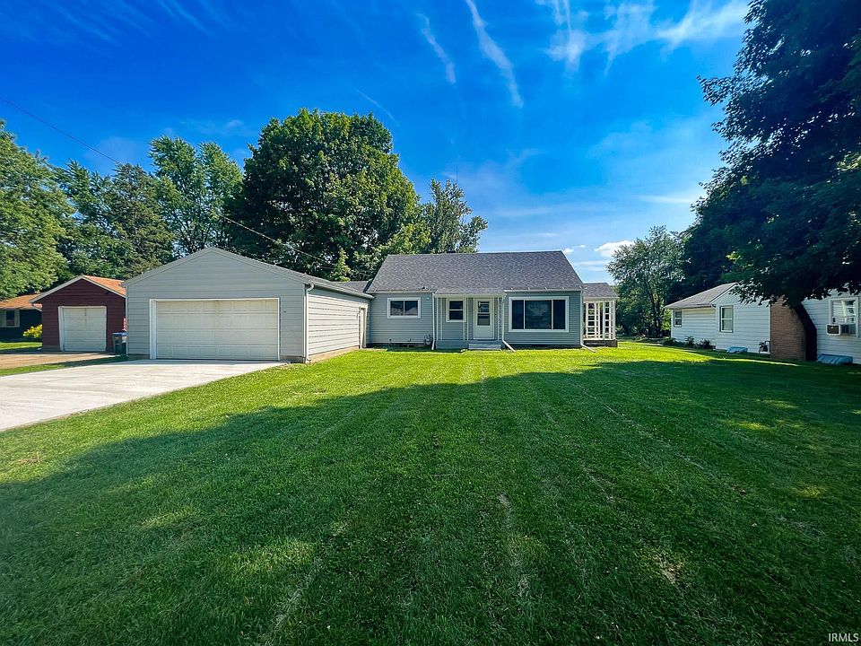 1st image of 301 North Dr
