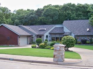 2125 Brookview Ln, Edmond, OK 73034