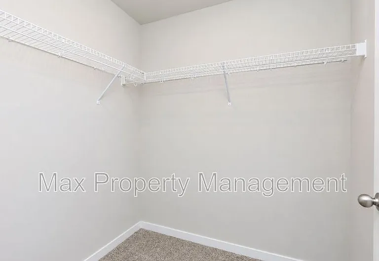 4173 Easton St — Photo 15