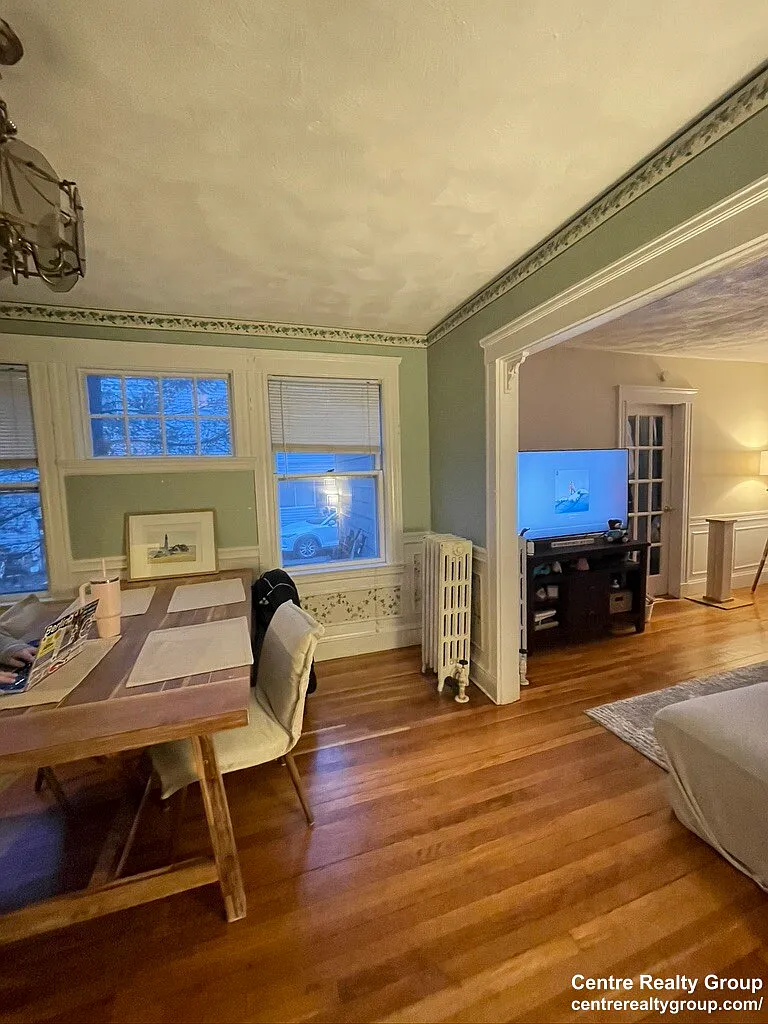 3 bed, 1800 sqft, $3,150 — Photo 4