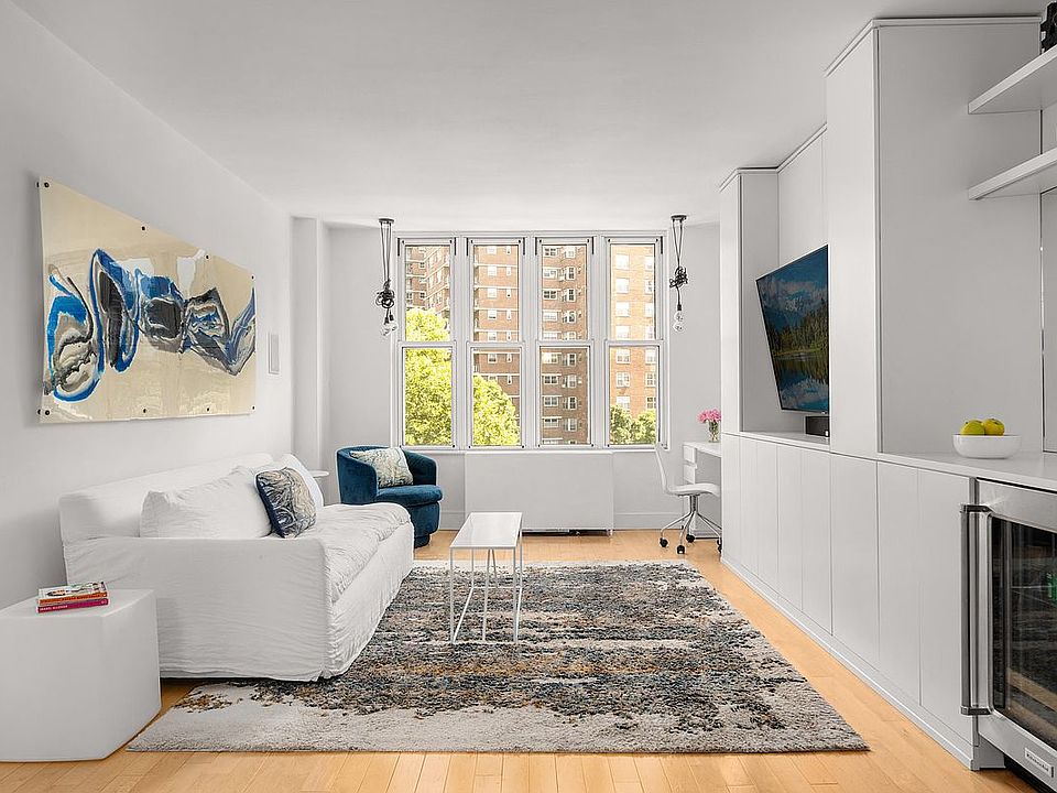 1st image of 344 W 23rd St APT 6A
