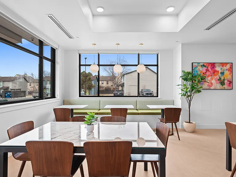 Residences at Willow Park Flats — Photo 10