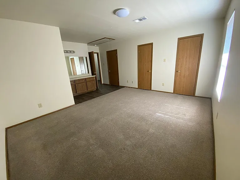 4175 Crow Rd — Photo 5