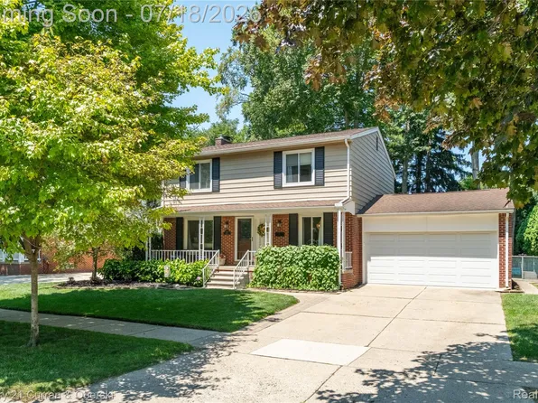 309 Amelia Ave, Royal Oak, MI 48073