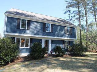30 Tobey Garden St, Duxbury, MA 02332