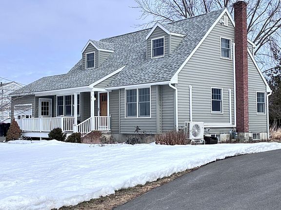 2nd image of 42 Lake Shore Rd