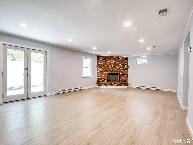 8 Ridge Pl #1 — Photo 23