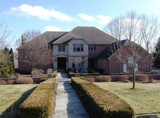 3183 Hidden Cove Ct, Brighton, MI