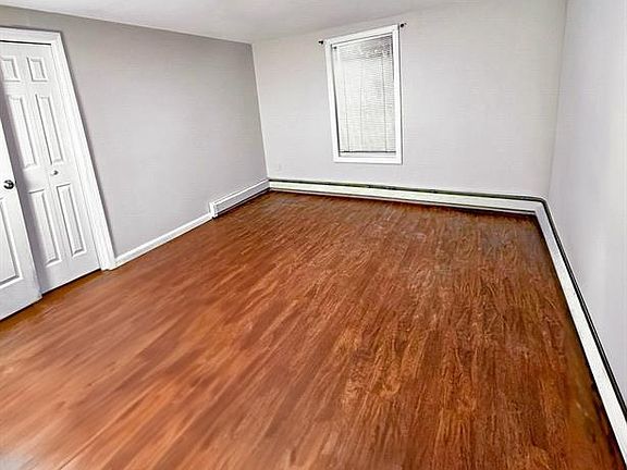 5th image of 220 Mill St APT 1