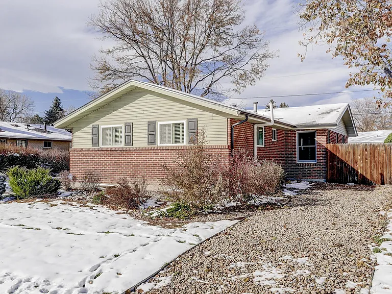 10563 W 62nd Pl — Photo 19