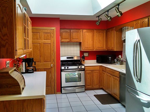 5th image of 10548 S Tod Dr