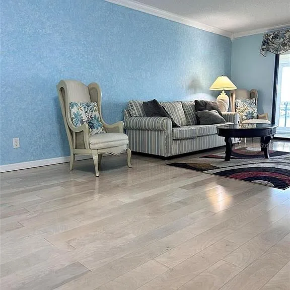 868 Bayway Blvd #304 — Photo 2