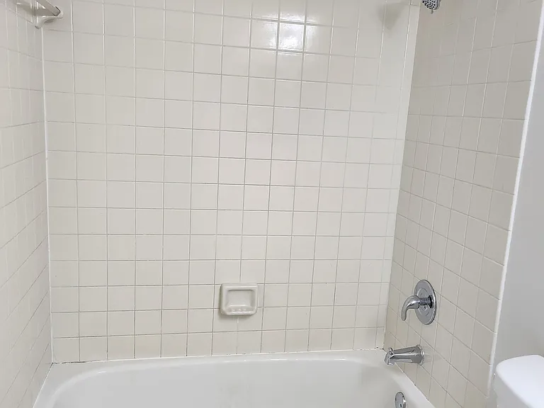 1280 S Franklin Ave #B — Photo 8