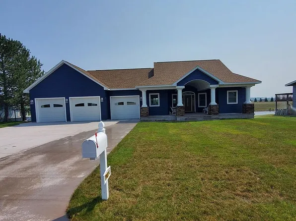 7023 Sandpiper Dr, Houghton, MI 49931