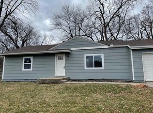 10211 W 56th Ter, Merriam, KS 66203