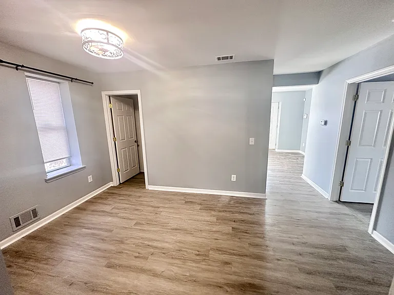 1751 Clara St — Photo 30