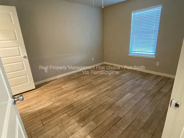 1608 S P St #B — Photo 9