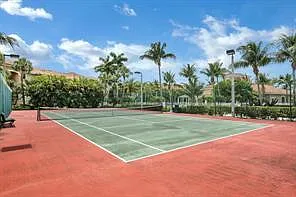 1 bed, 1.0 bath, 740 sqft, $1,800 — Photo 3