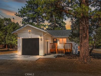 901 Ash Ln, Big Bear City, CA, 92314