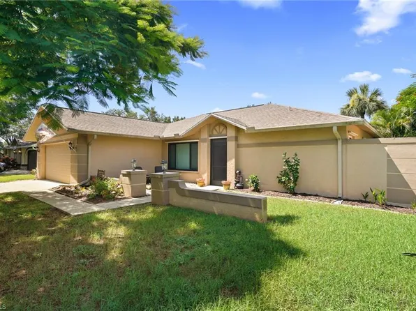 19224 Cypress Vista CIR, FORT MYERS, FL 33967