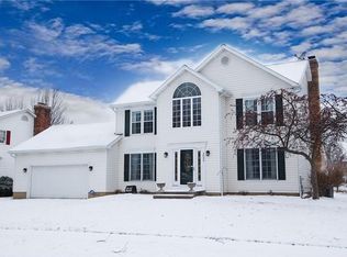 3034 Pleasant Valley Dr, Erie, PA