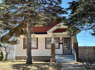 5565 North 32nd STREET, Milwaukee, WI 53209