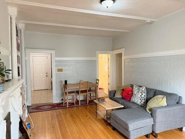 2 bed, 796 sqft, $2,800 — Photo 1