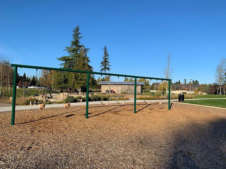 Beautiful Orenco nature park, 2 minutes walk from the house