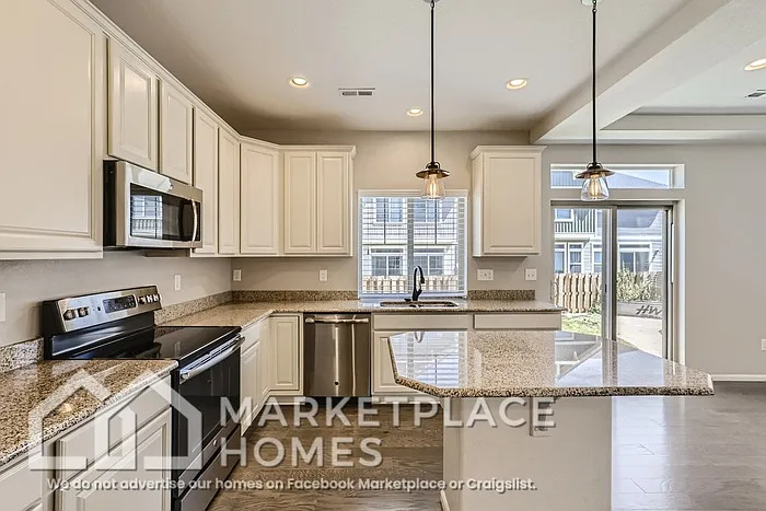 12421 E 105th Pl — Photo 9