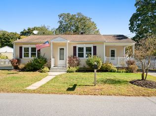 6 Sunset Road, Ledyard, CT 06335