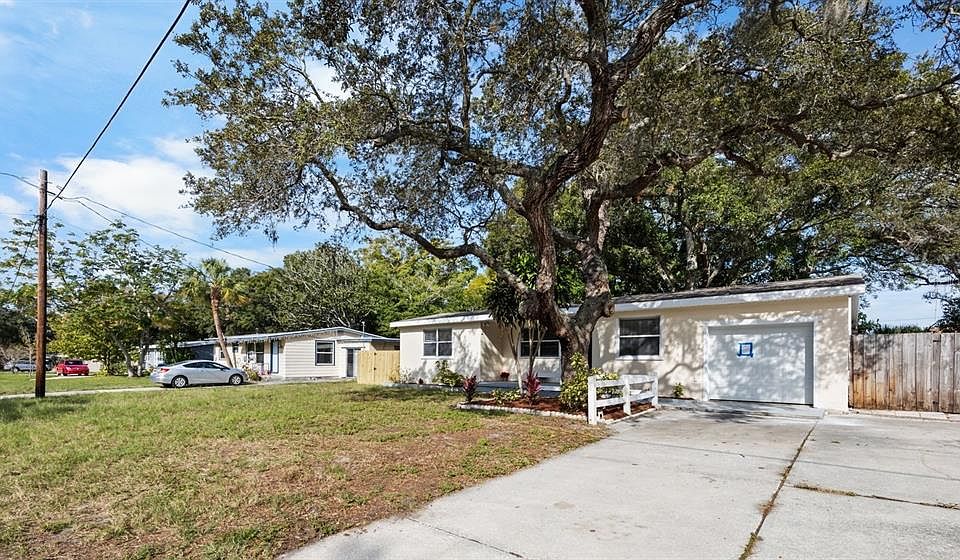 1st image of 812 S Palm Dr