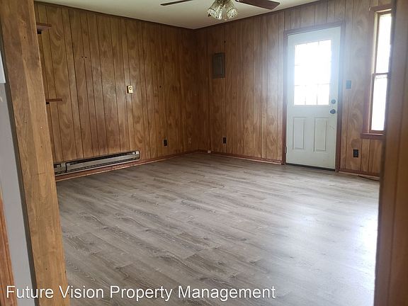 5th image of 1112 N Joliet St Unit B