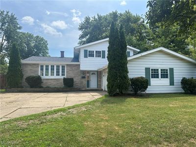 405 Baldwin Dr, Berea, OH, 44017