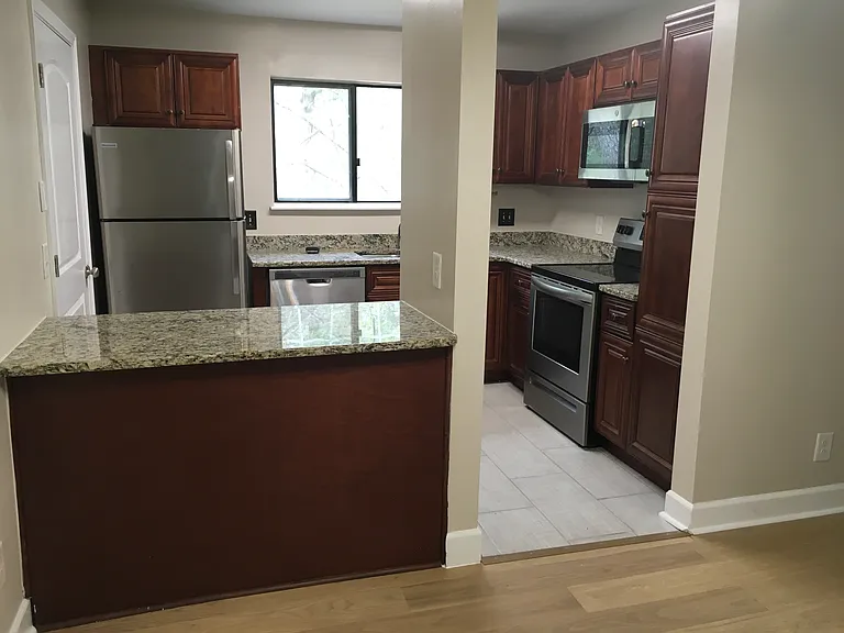 3100 Heathstead Pl #D — Photo 14
