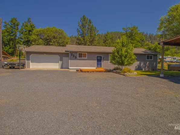 135 Mule Deer Dr, Orofino, ID 83544