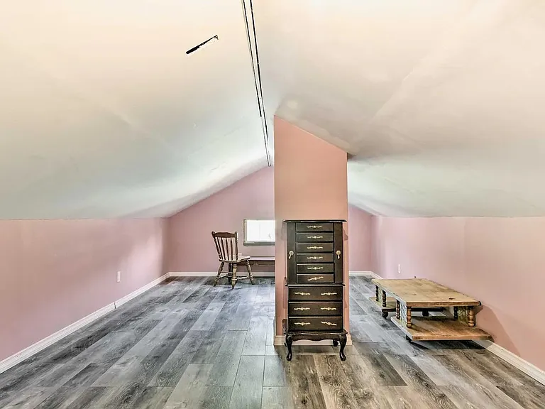 8311 NE Sacramento St — Photo 17