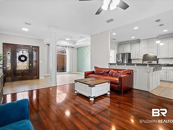 3rd image of 27567 Claiborne Cir