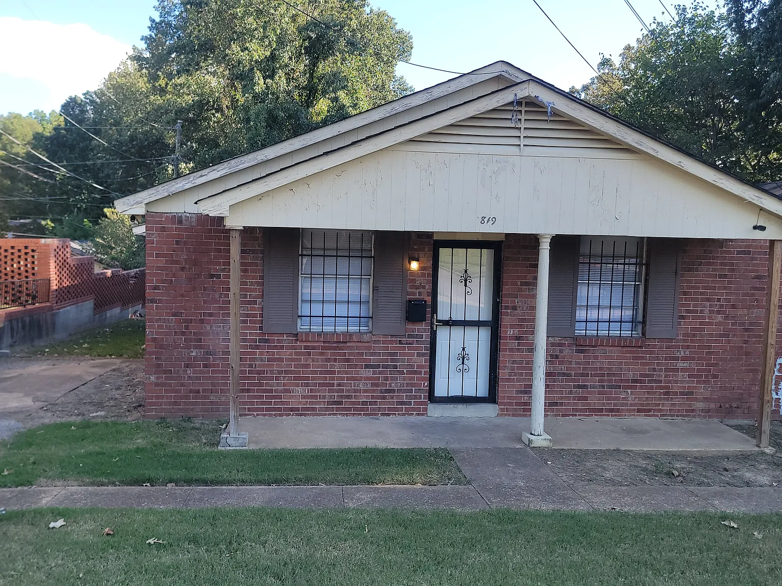 Beautiful Duplex Home — Photo 1