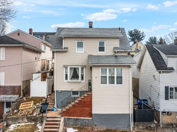 44 Sampson St, Garfield City, NJ 07026