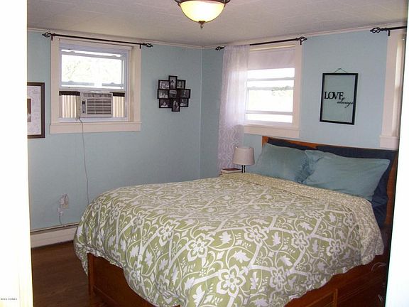 Bedroom 1 a